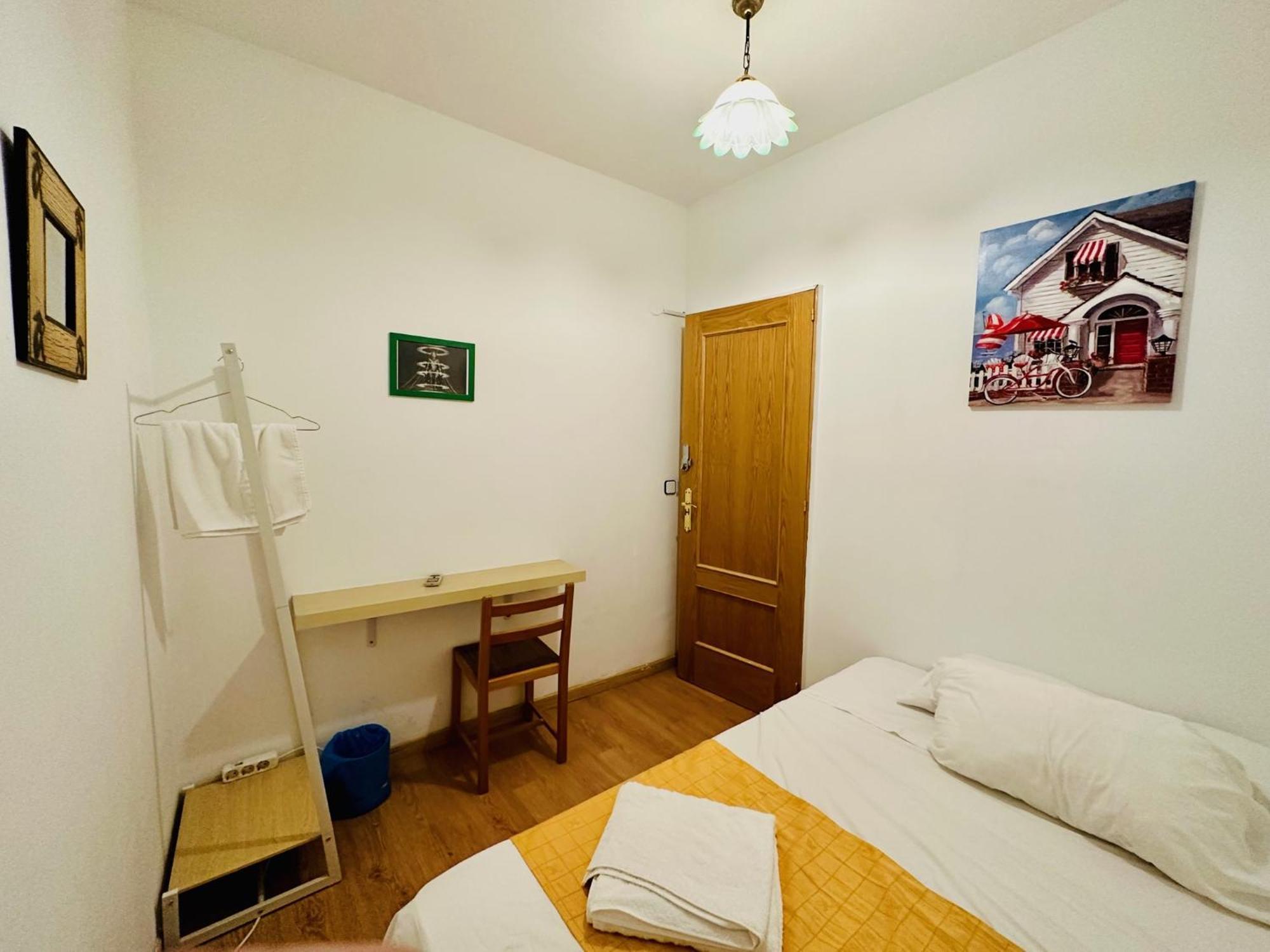 Punta Me Rooms In Madrid Downtown Экстерьер фото